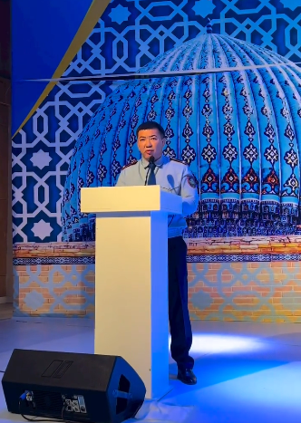 Xxx порно жүктеп алу Жалаңаш дос қыз үй порносы