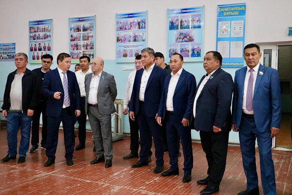 Бекзат Саттарханов