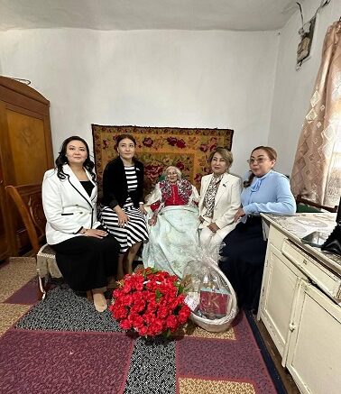 Батыр ананы ардақтады