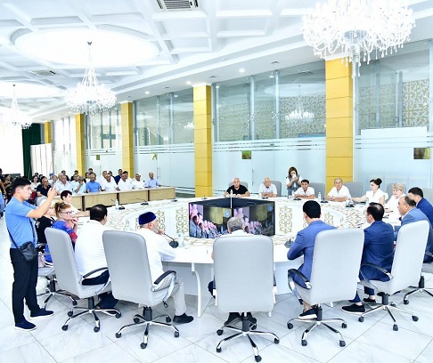 Депутаттар этномәдени бірлестіктердің