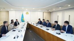 инвесторлармен жаңа жобаларды