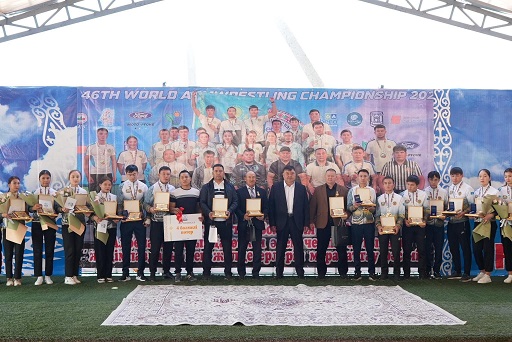 Әлем чемпиондарына құрмет көрсетілді