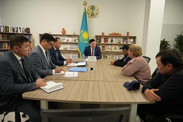 Тұрғындар жеке қабылдауда