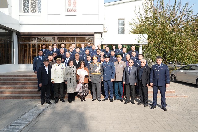 енерал Жеңісбай Сұлтановтың