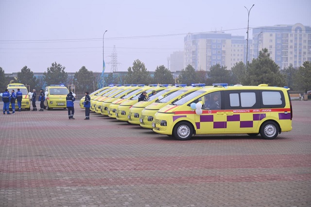 30 жаңа автокөлік