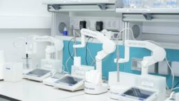 фармацевтикалық зауыт